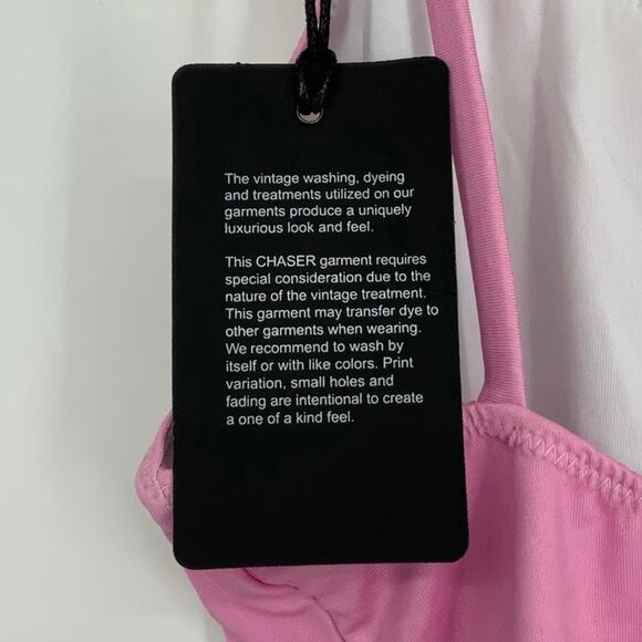 Chaser Size M Pink Red Swim One-Piece Swimsuit Heart Print Scoop Neck R1-4 - Picture 7 of 7